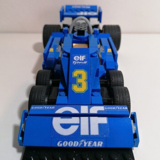 modellino Tyrrel LEGO P34 6 ruote 1976 frontale