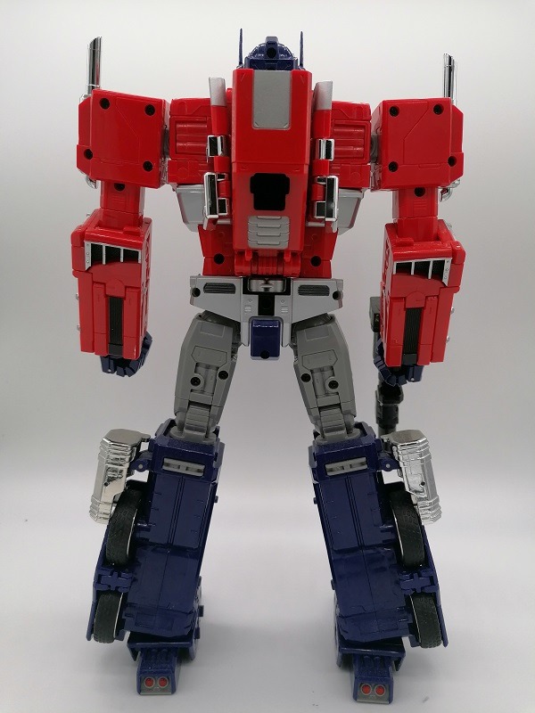 modellino-Optimus-Prime-Transformers-retro